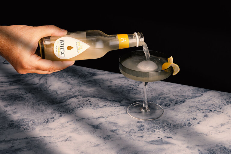 hotdrop drinks lifestyle pour